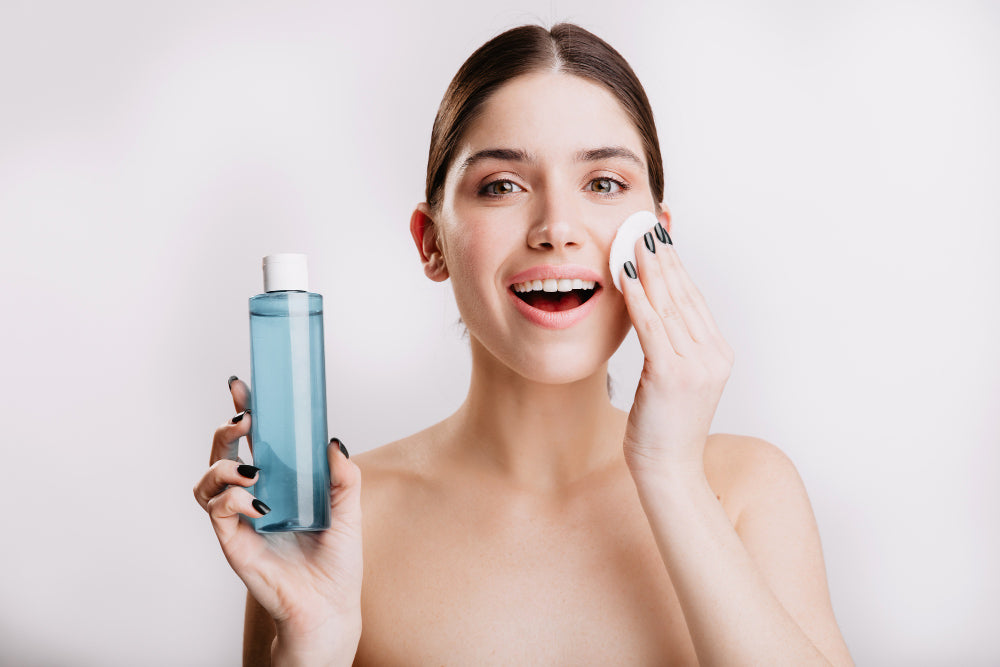 Gel vs. Foam: Choose the Best Cleanser for Your Skin